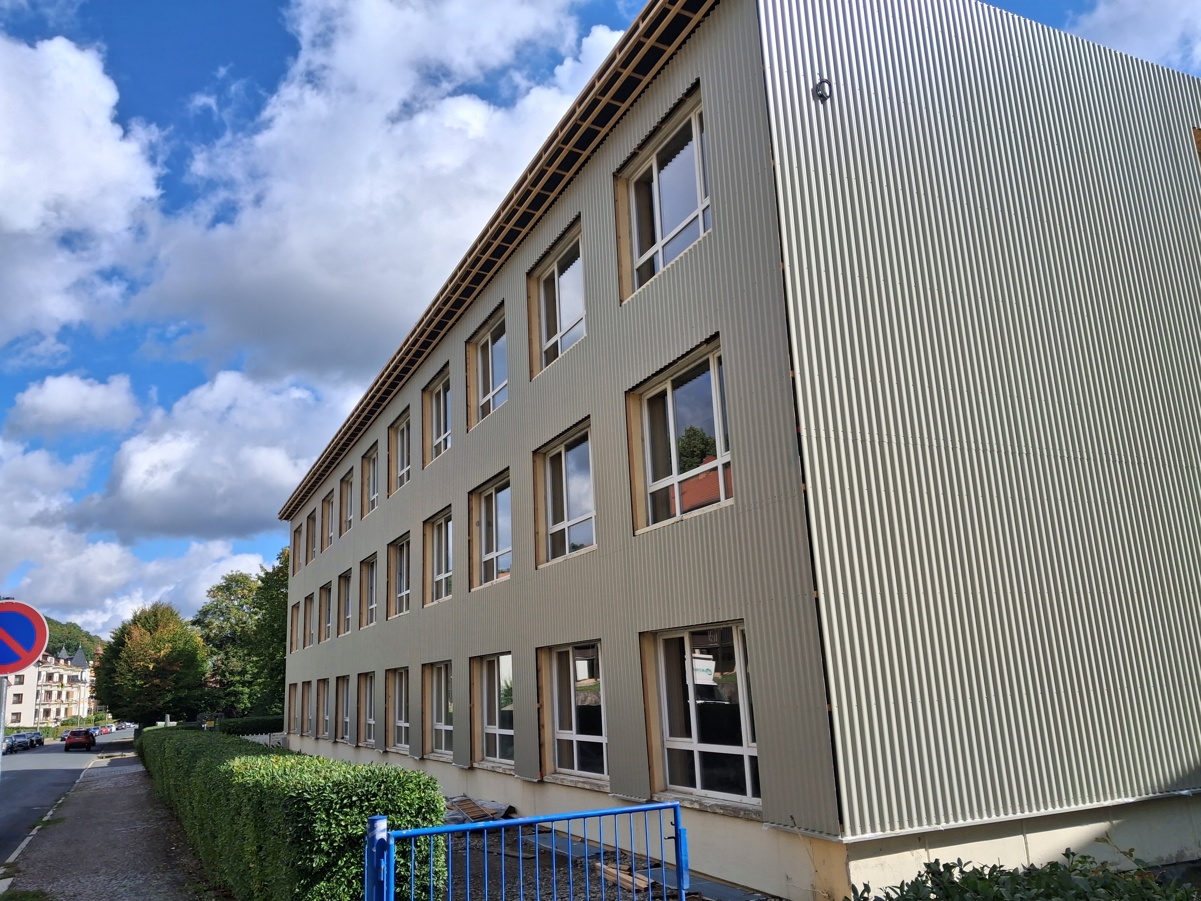 20260917_HoinkaT_TAF_Fassade_Straßenseite (1)